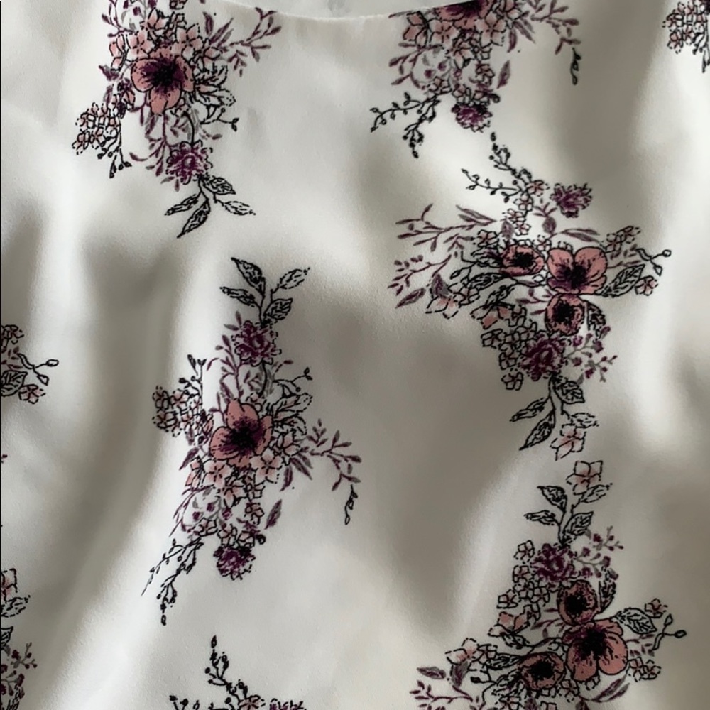 Floral patterned blouse - Picture 5 of 5